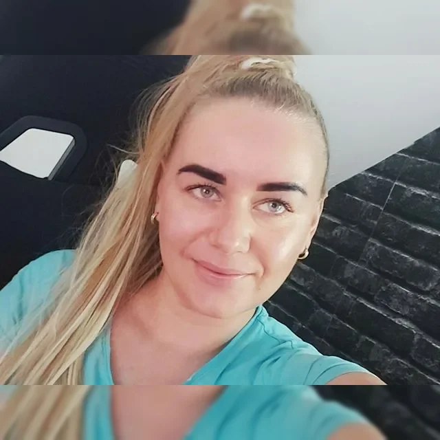 Bild 6 von HornyVicky