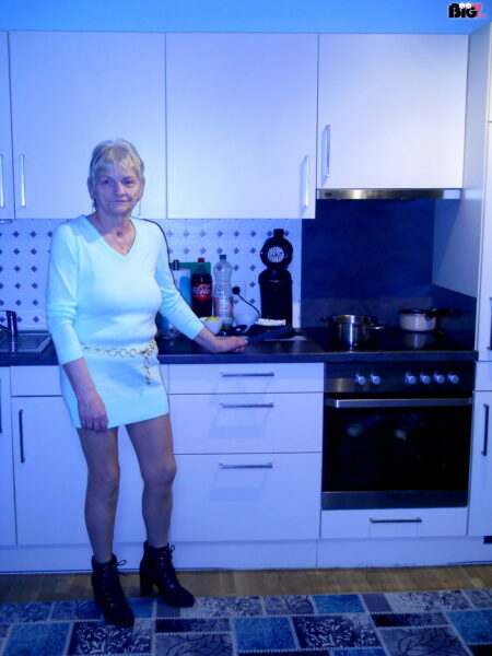 sarah60