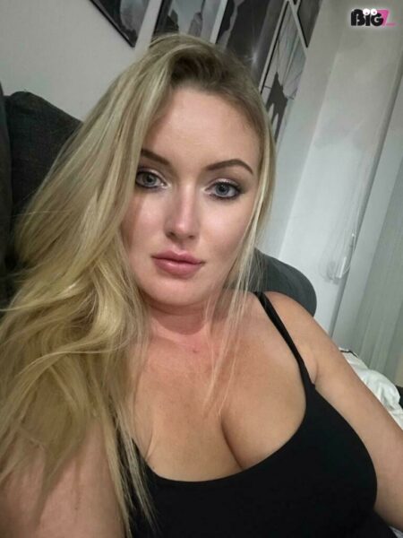 Bella-Blond
