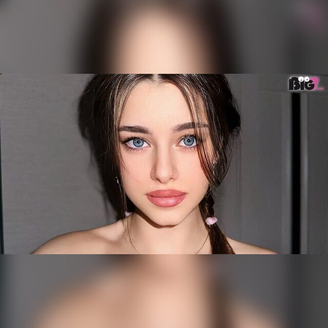 angelina-petite