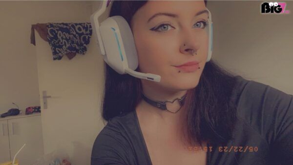 YourFavGamerGirl