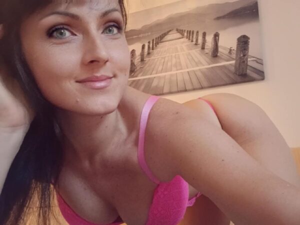 SquirtClaire