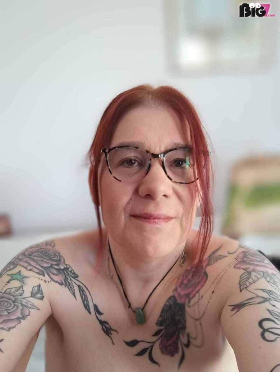 HotMilfSunny
