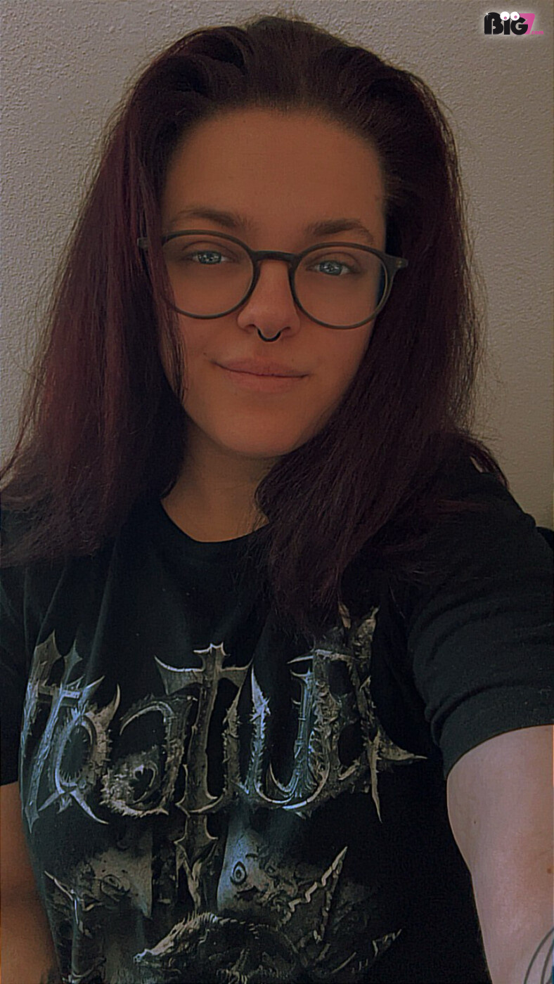 JuicyRedHead