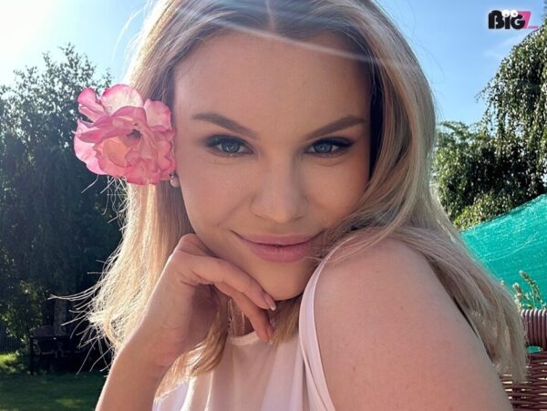 SadieCuteblonde