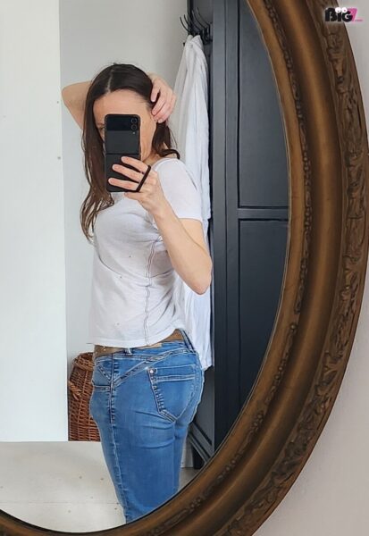 Sophie83