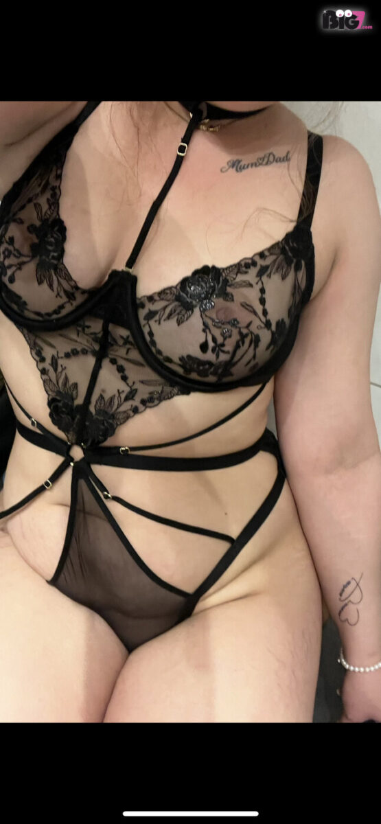 BabyMilfXx