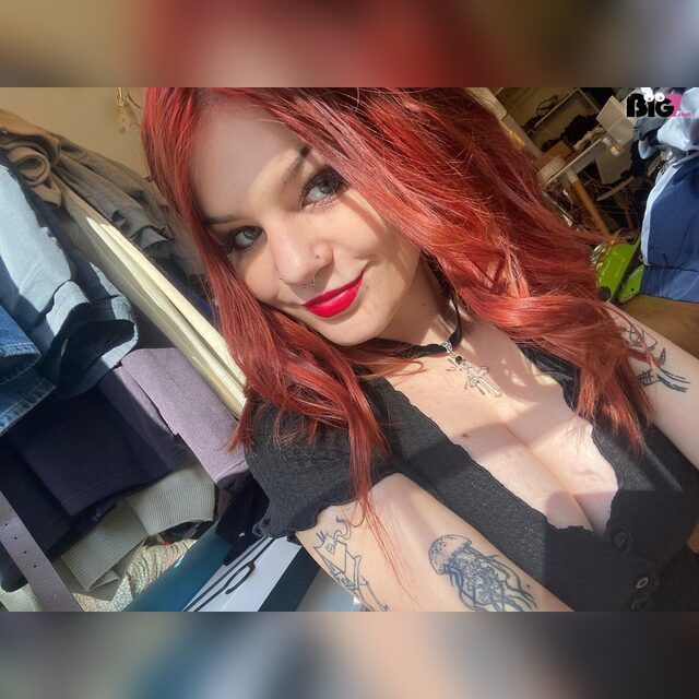 RoxyFlirt